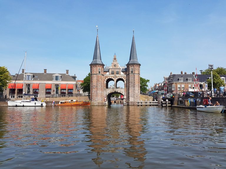 A day of sailing on the Frisian lakes in Friesland